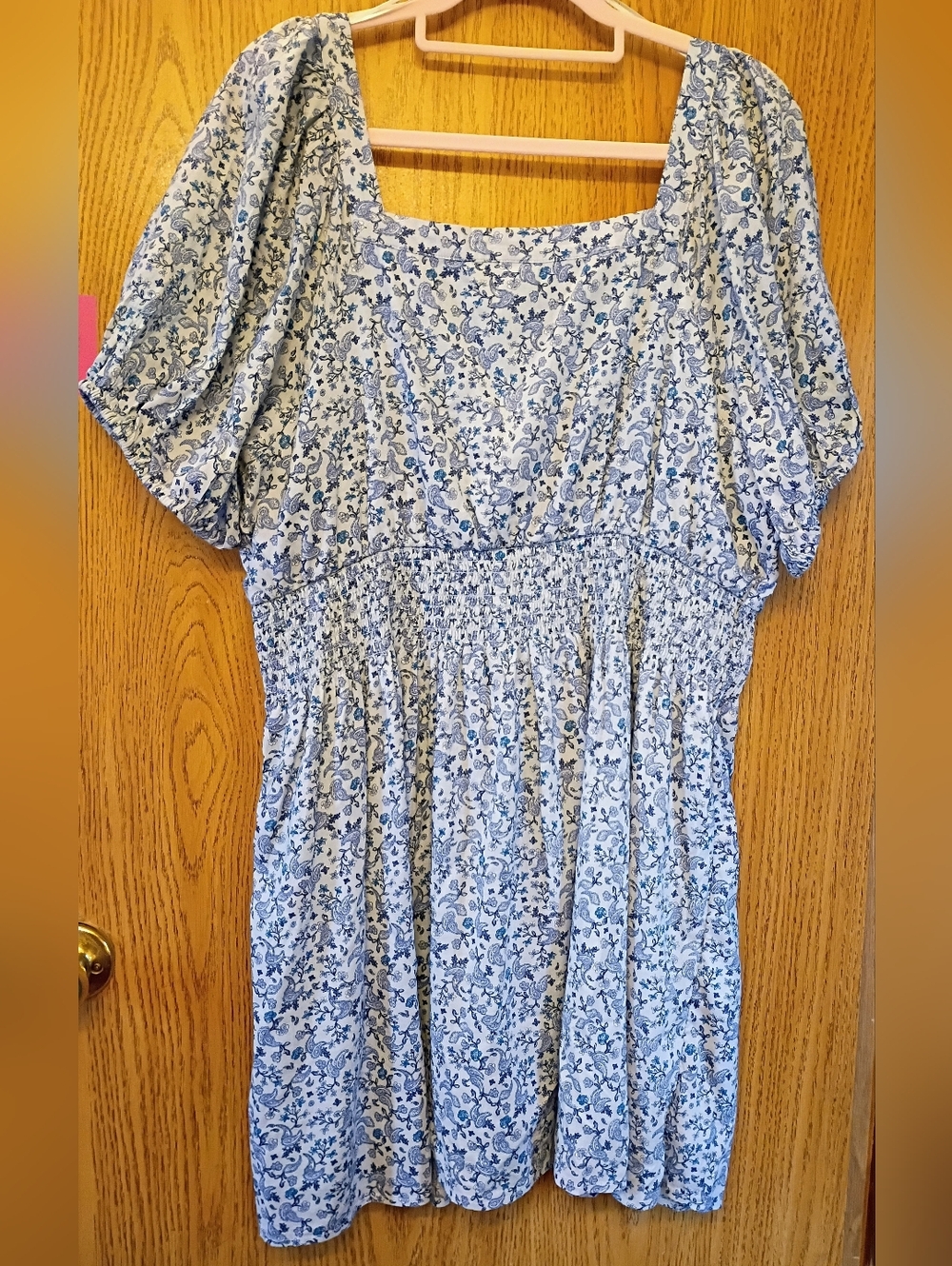Old Navy Blue and White Floral Paisley Blouse-NWOT - Picture 2 of 3
